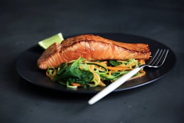 Grilled fish with salad